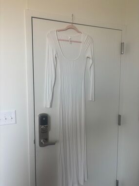 white long sleeve skims dress SKIMS | Dresses | Nwt Skins Fits Everybody Crew Neck Long Sleeve Maxi Dress  Lounge